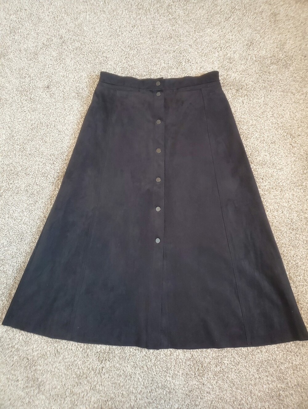 Wilfred Aritzia Black A-Line Button-Front Vegan Suede Skirt